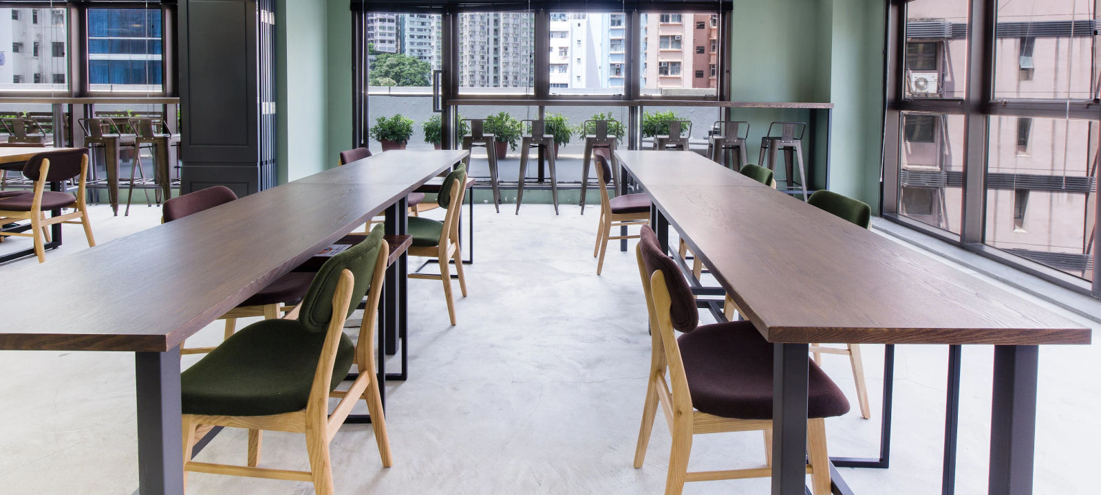 12 Queen's Road West, Sheung Wan - Image 1