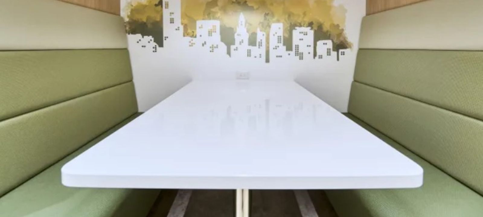 555 Andover Park W, Tukwila - Image 1