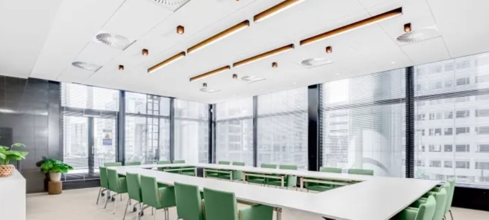 11400 Airport Rd 11400 Airport Rd, Everett - Image 1