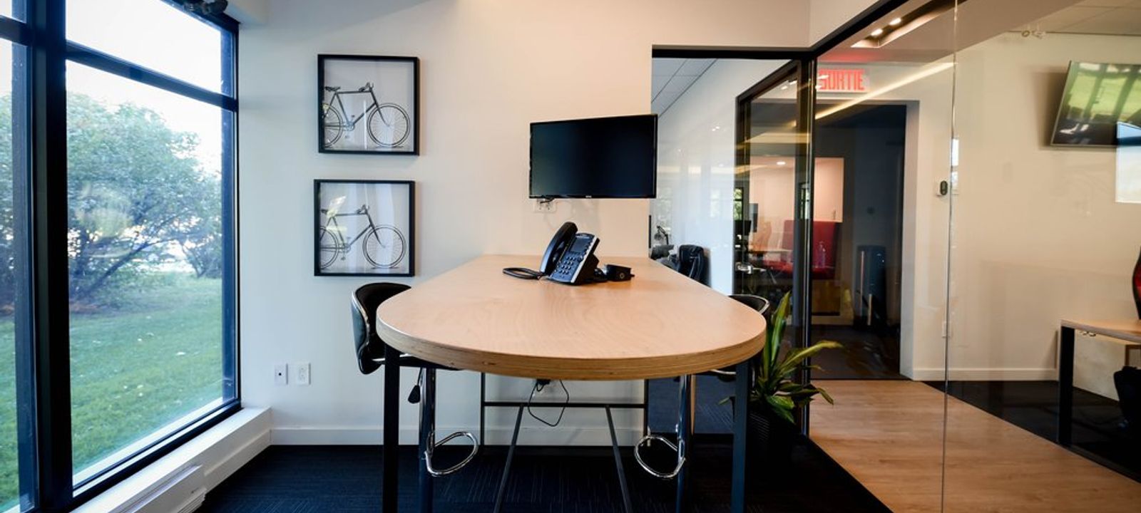 2727 Saint-patrick St, Montreal - Image 1