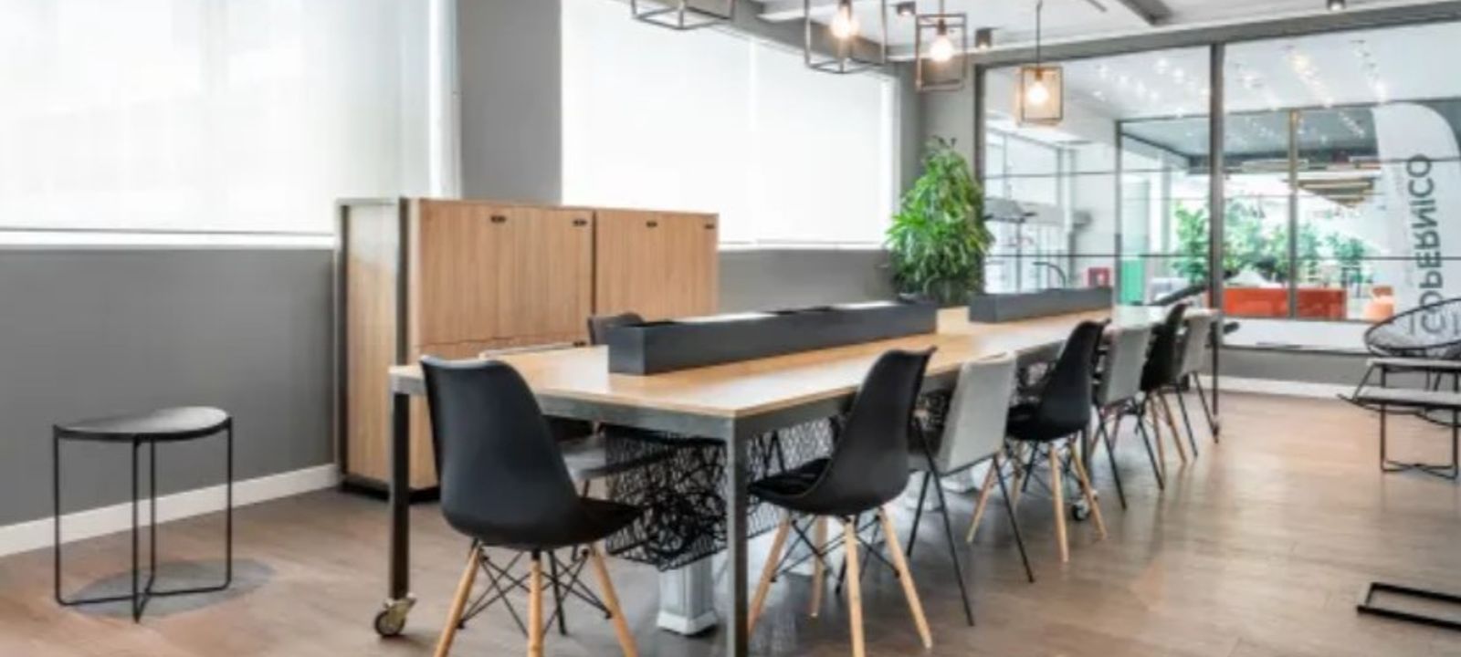 2611 S Clark Street, Arlington - Image 1