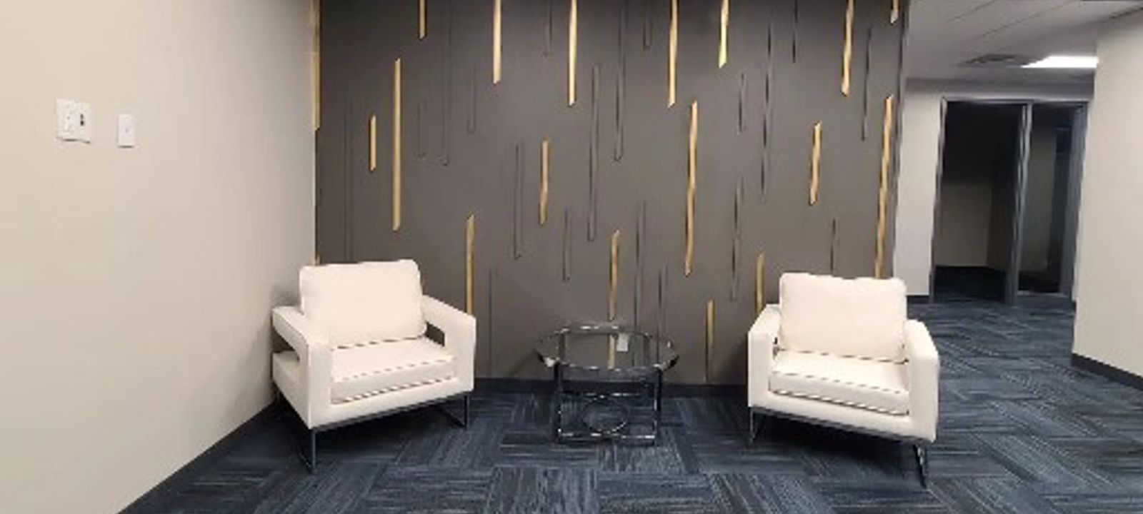 55 Commerce Valley Dr W, Thornhill - Image 1