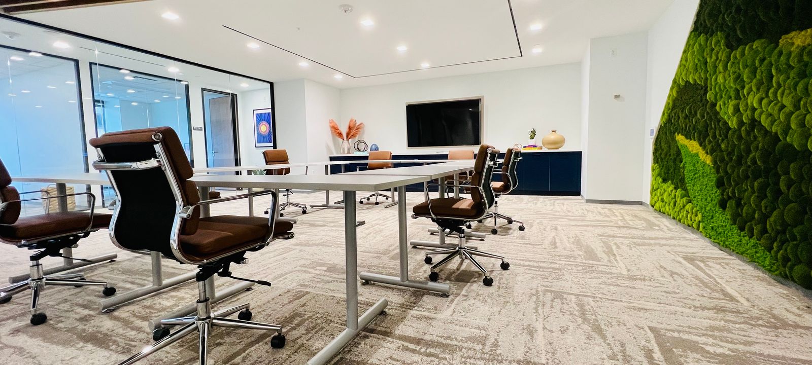 1550 Wilson Blvd, Arlington - Image 1