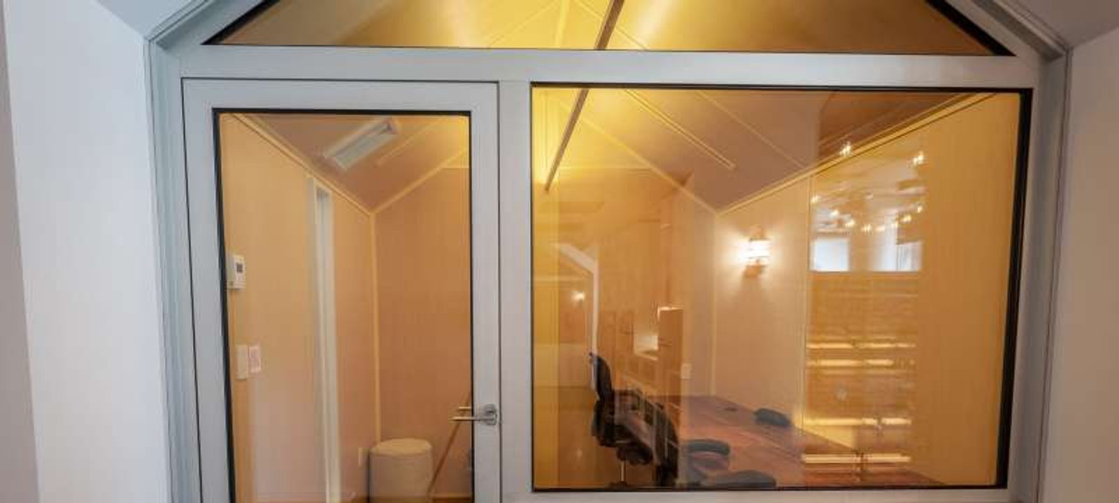 150 Elgin St, Ottawa - Image 1