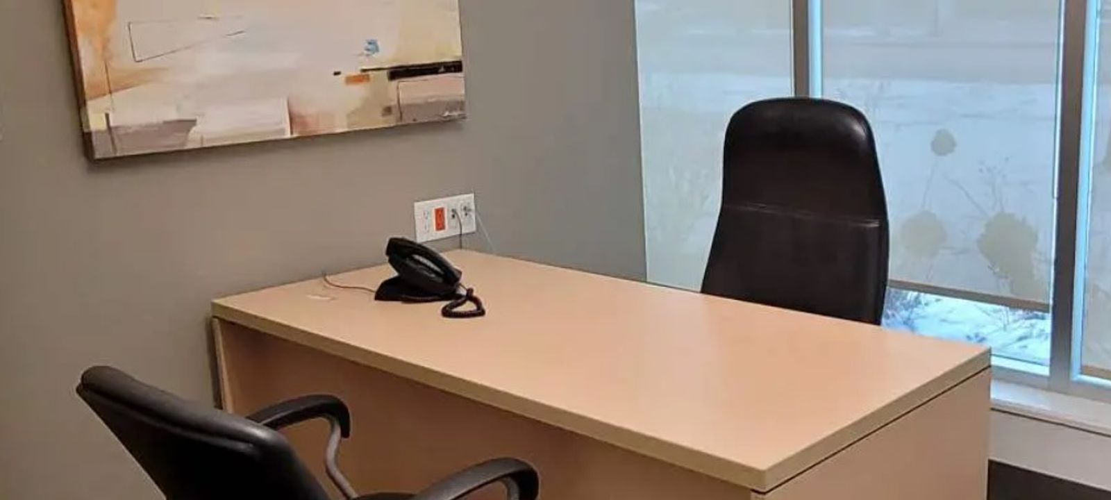 6 Person Coworking Space at 1 Hunter St E, Hamilton | Office Hub