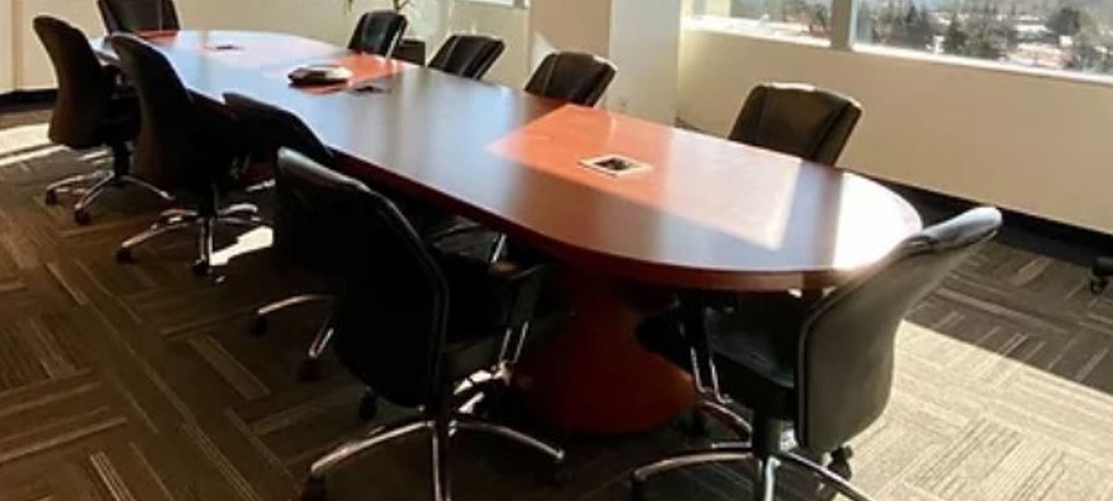 95 Mural St, Richmond Hill - Image 1