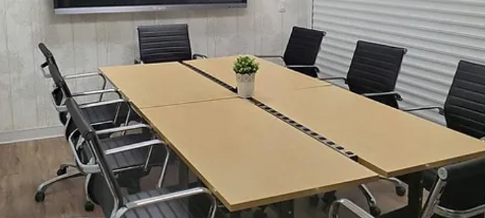 2030 Bristol Cir, Oakville - Image 1