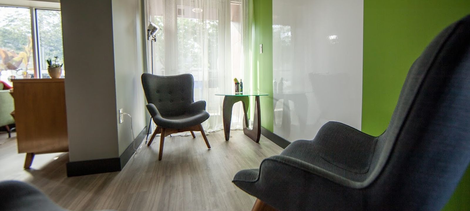 295 Robinson St, Oakville - Image 1