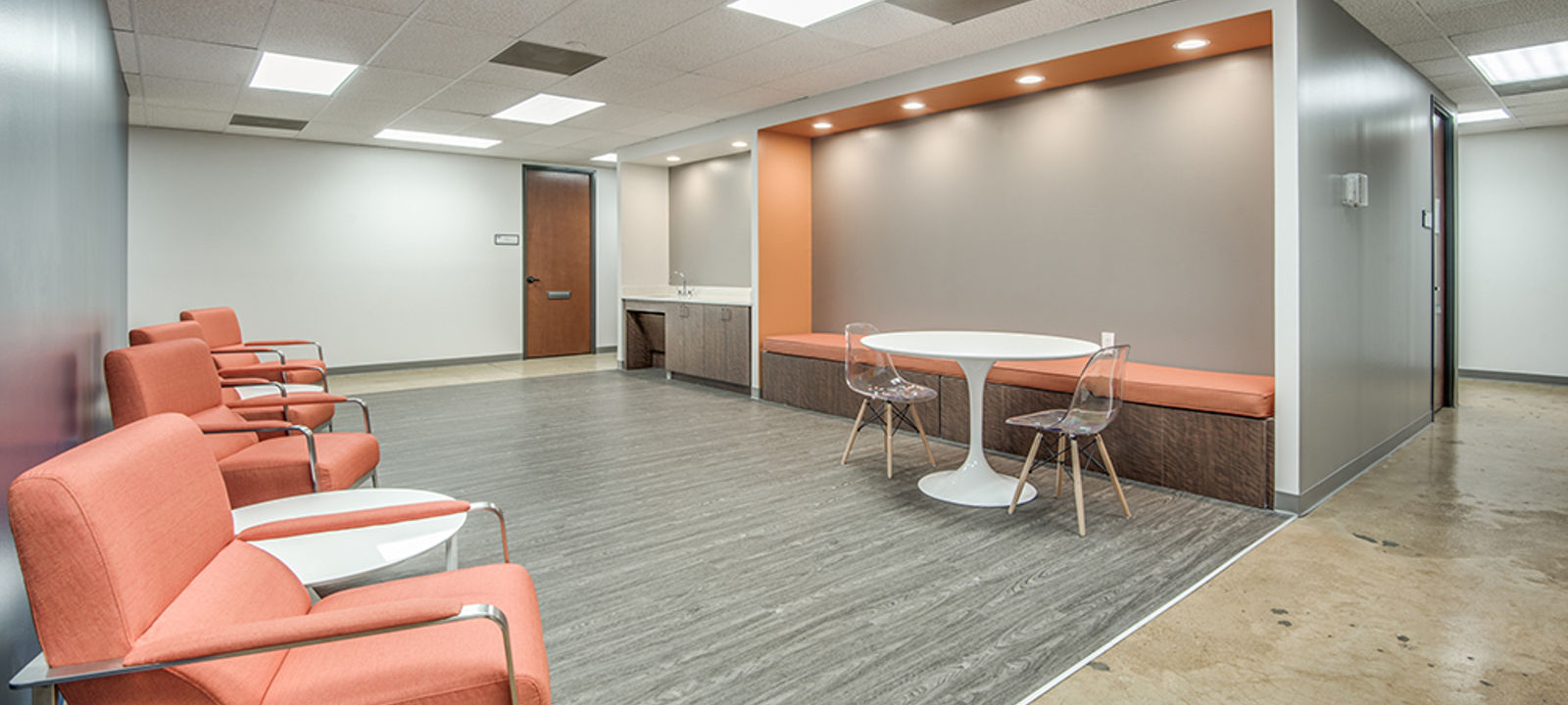 9550 Forest Ln, Dallas - Image 1