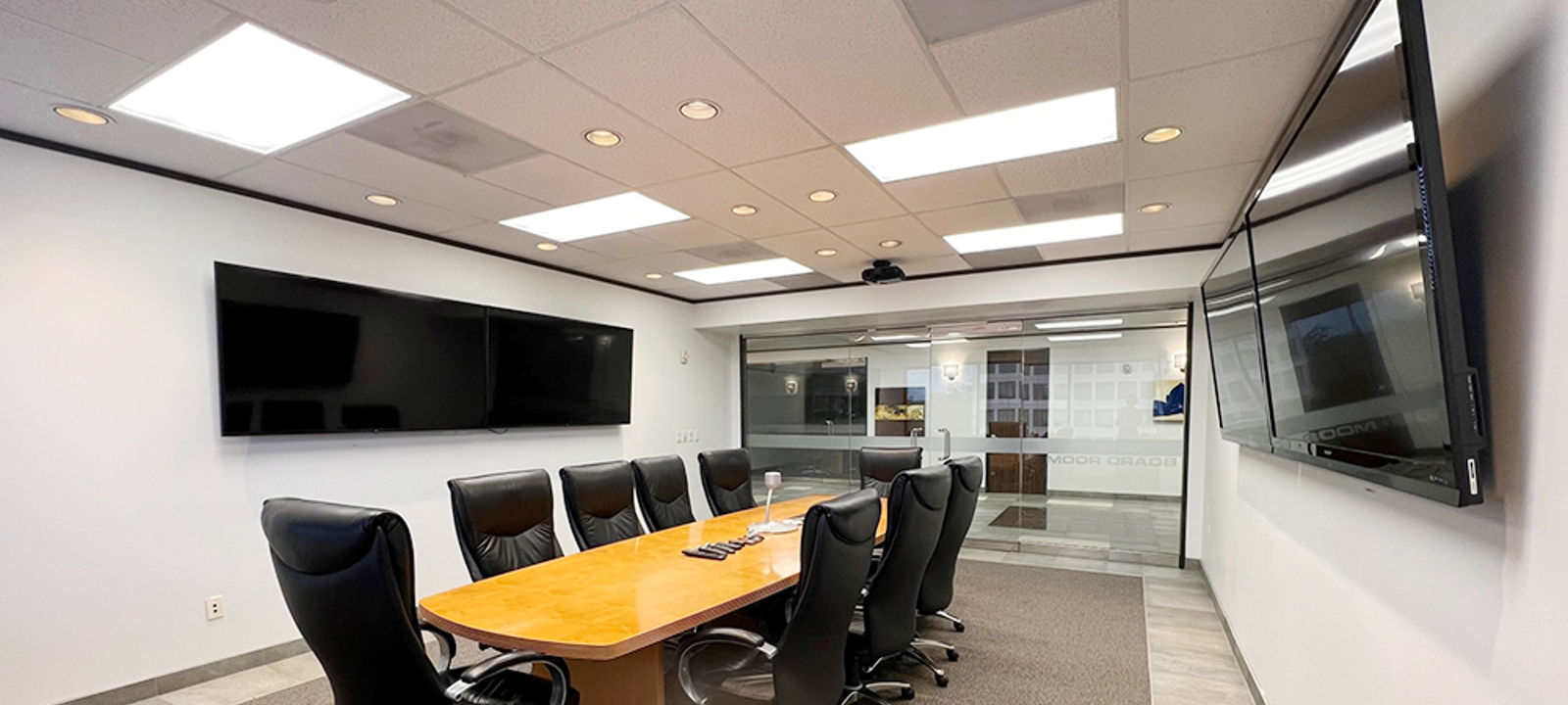 720 North Post Oak Road, Houston - Image 1