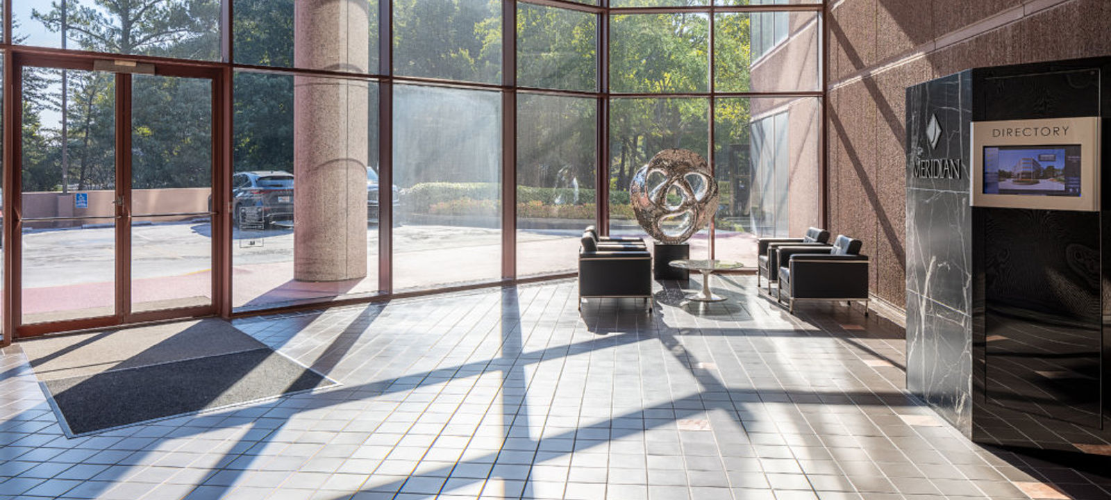 1995 N Park Pl Se, Atlanta - Image 1