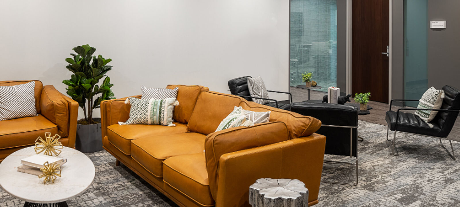 1995 N Park Pl Se, Atlanta - Image 1