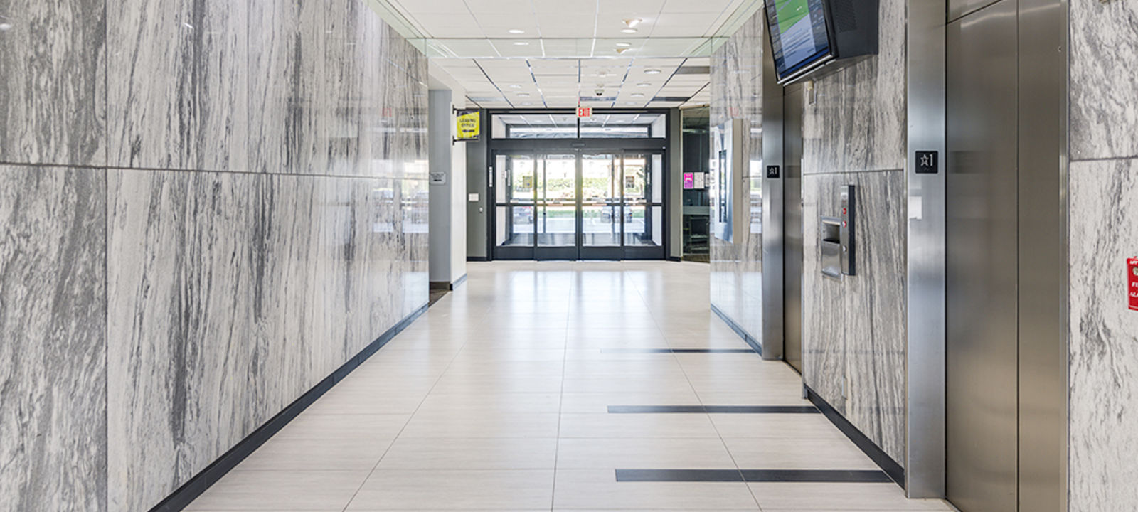 8500 N Stemmons Fwy 8500 N Stemmons Fwy, Dallas - Image 1