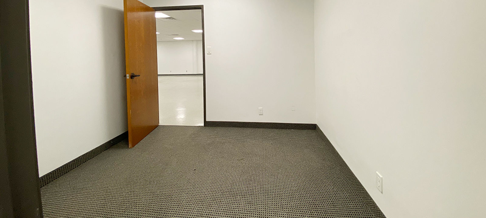 4200 South Fwy (tower), Fort Worth - Image 1