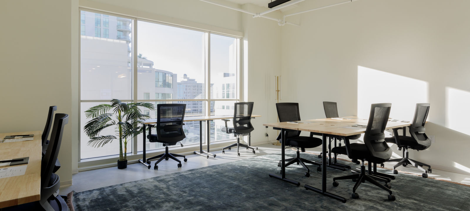 200 E Las Olas Blvd 200 E Las Olas Blvd, Fort Lauderdale - Image 1