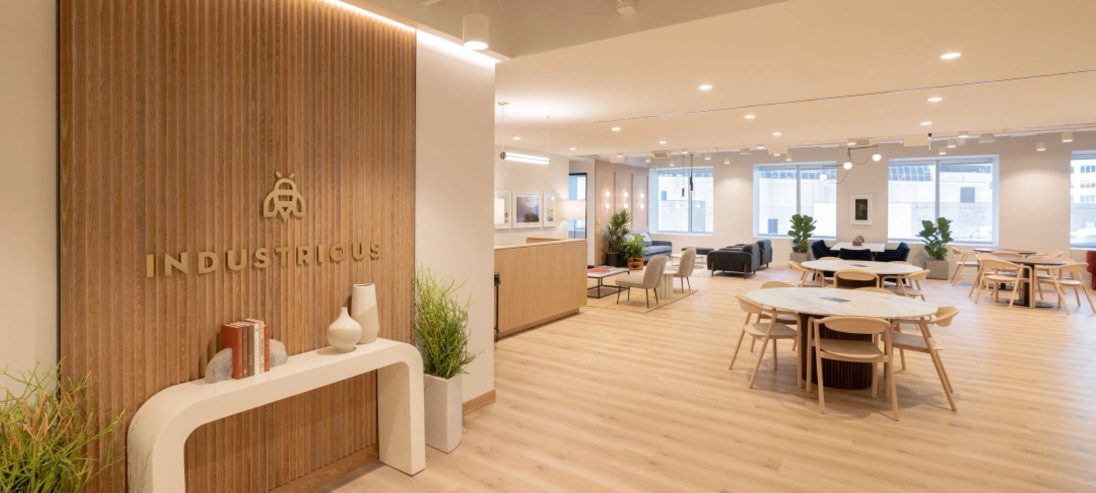 1301 Mckinney St, Houston - Image 1