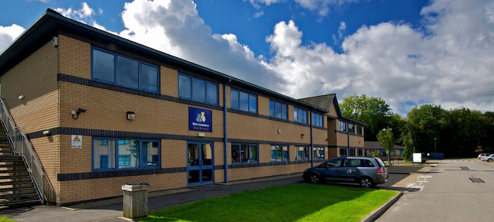 Britannia Lodge - Image 1