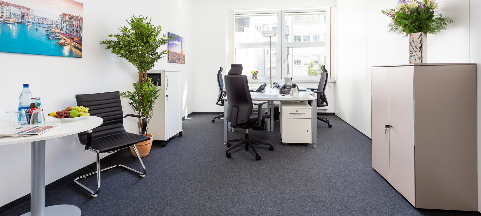 69 Mainzer Landstrasse, Frankfurt - Image 1