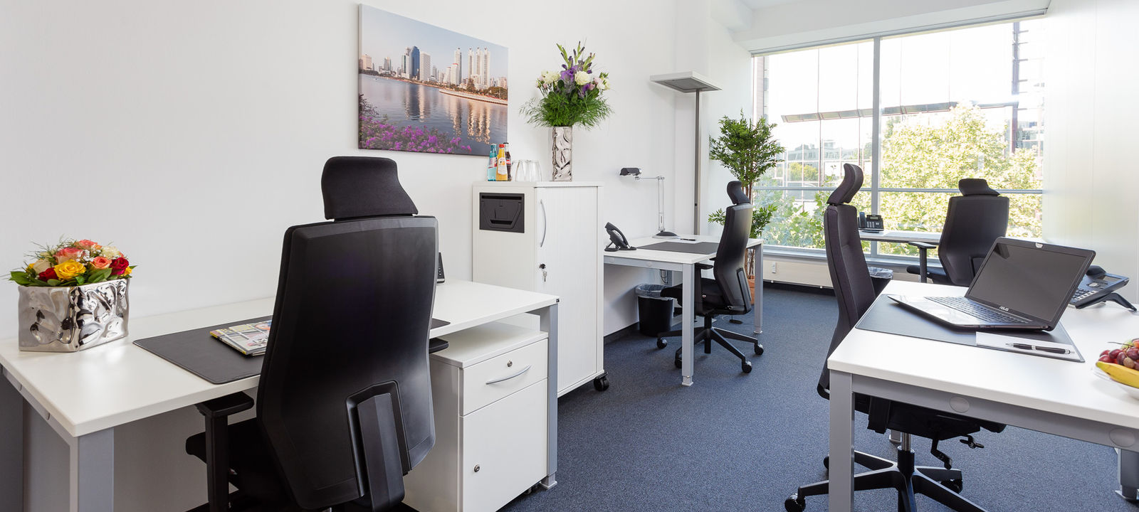 69 Mainzer Landstrasse, Frankfurt - Image 1