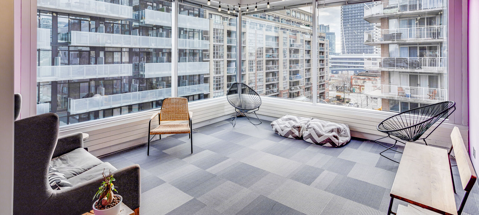 901 King Street West, Toronto - Image 1