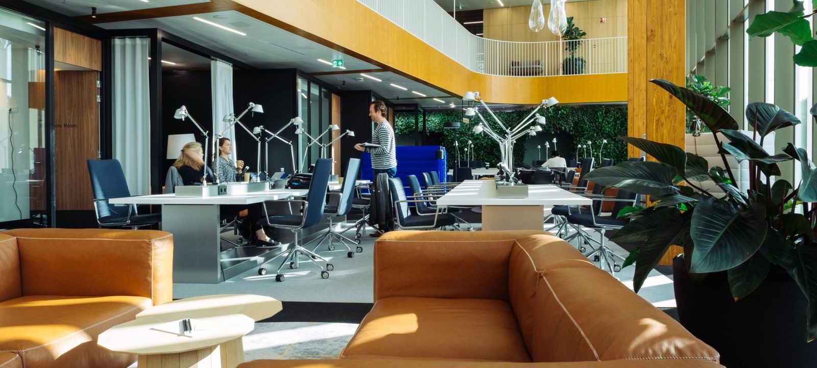 100 Fred Roeskestraat, Amsterdam - Image 1