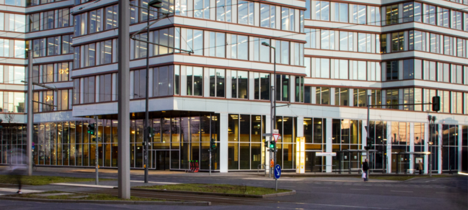 EDGE Grand Central Berlin - Image 1