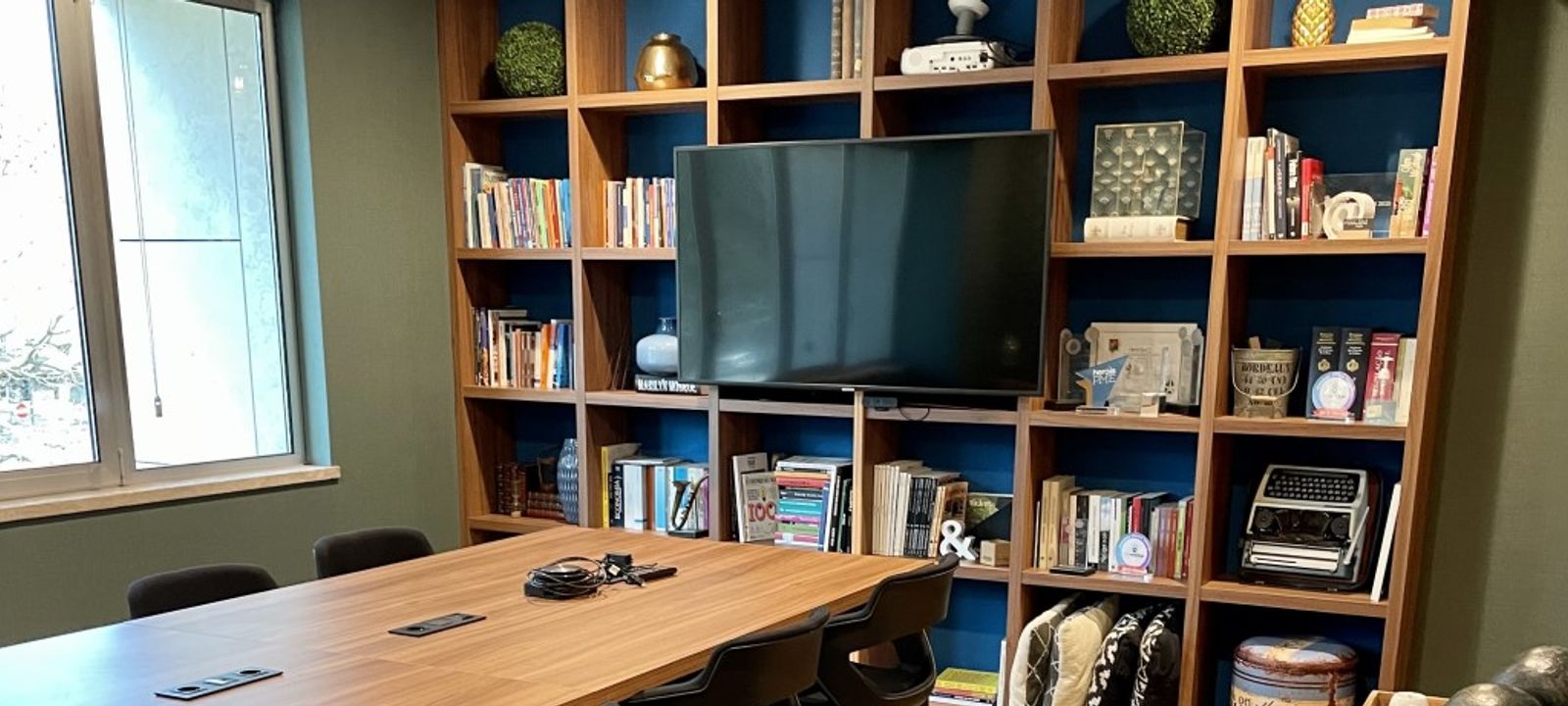 Av Da República Nº 6 1º Esq, Lisbon - Image 1