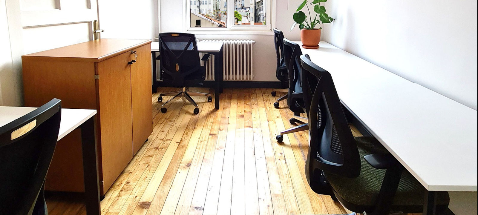 Nazli Building - Image 1