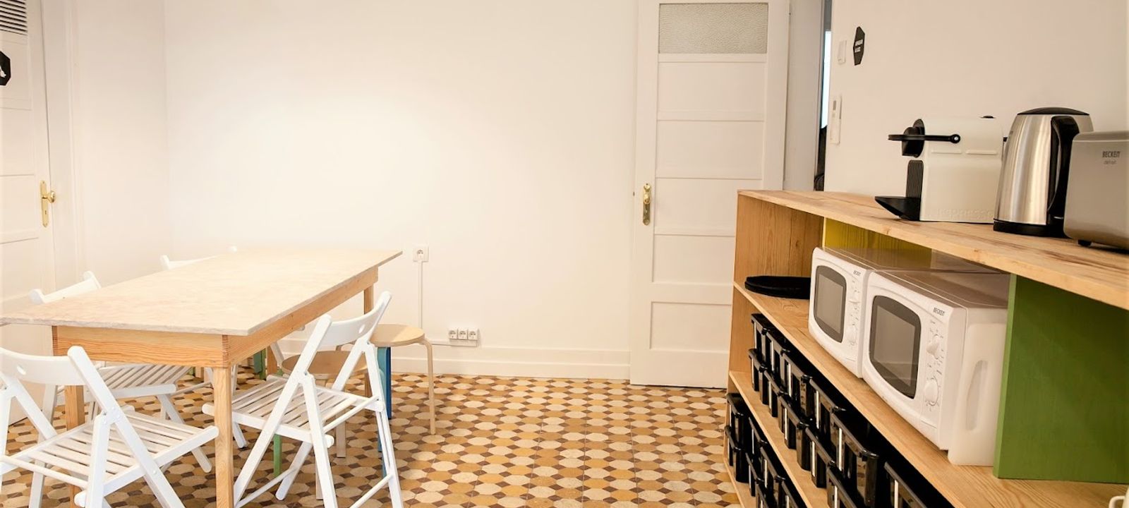 Avenida Almirante Reis 256, Lisbon - Image 1