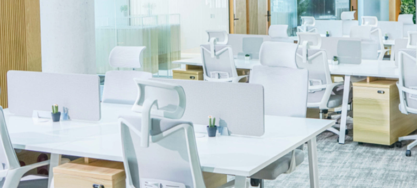 Baniyas Road, Dubai - Image 1