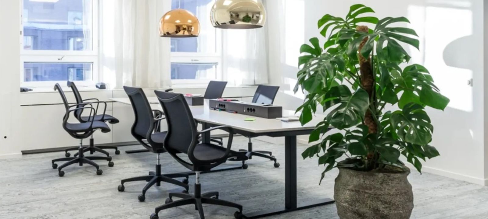 60 Klarabergsgatan, Stockholm - Image 1