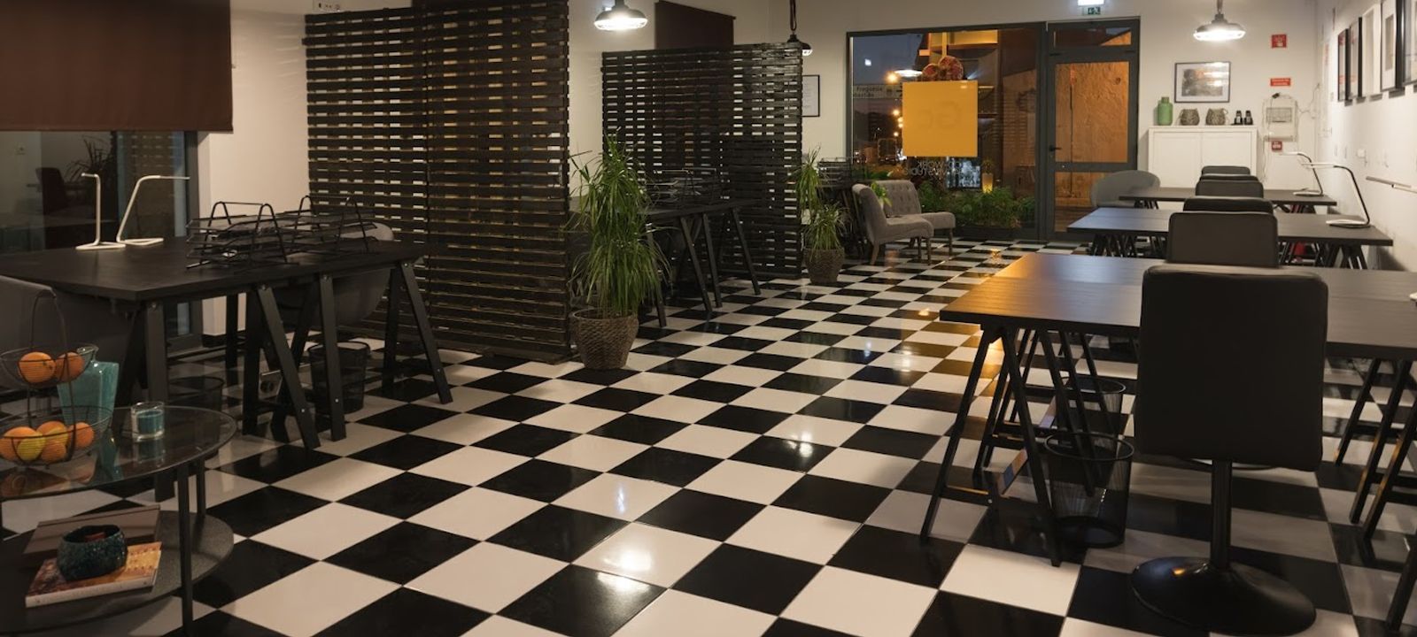 Golden Creative: Co-Work & Creative Studio - Image 1