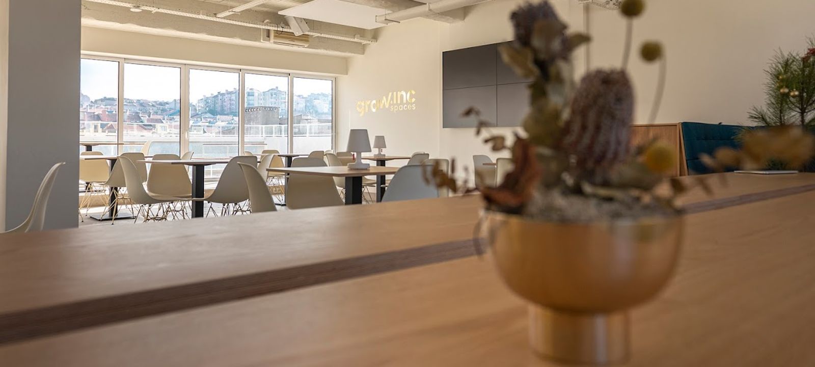 65 Avenida Almirante Reis, Lisbon - Image 1