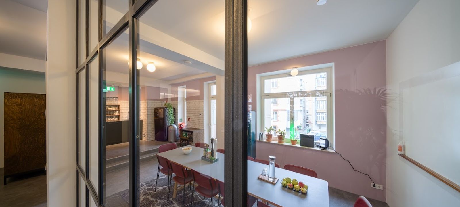 Marienplatz 12, Stuttgart - Image 1