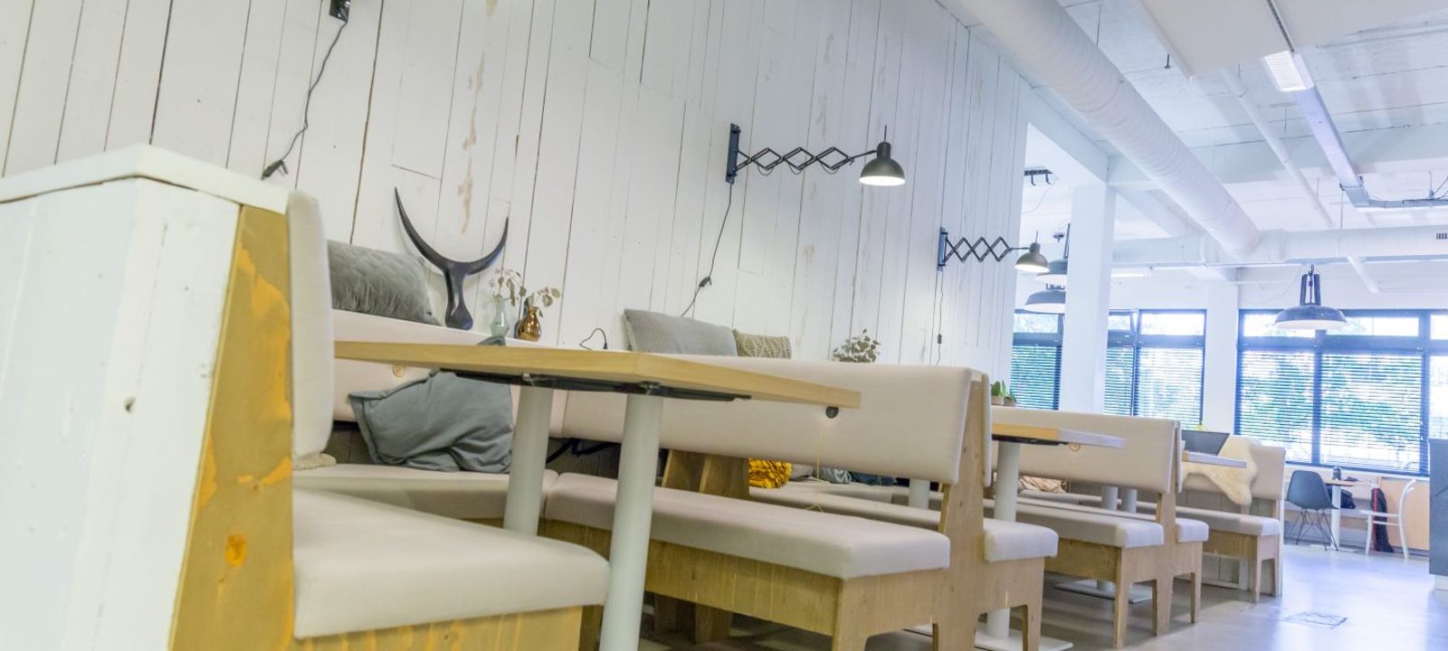 Hogehilweg 19, Amsterdam - Image 1