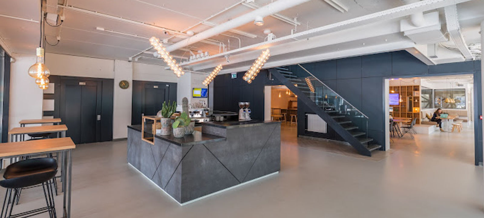 Roggestraat 111, Apeldoorn - Image 1