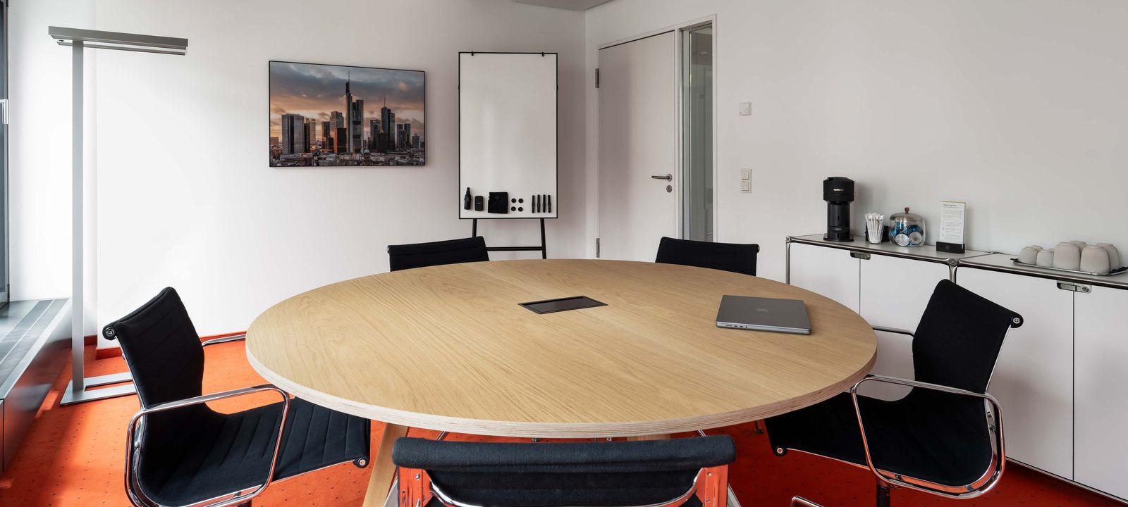 27 Schumannstrasse, Frankfurt Am Main - Image 1