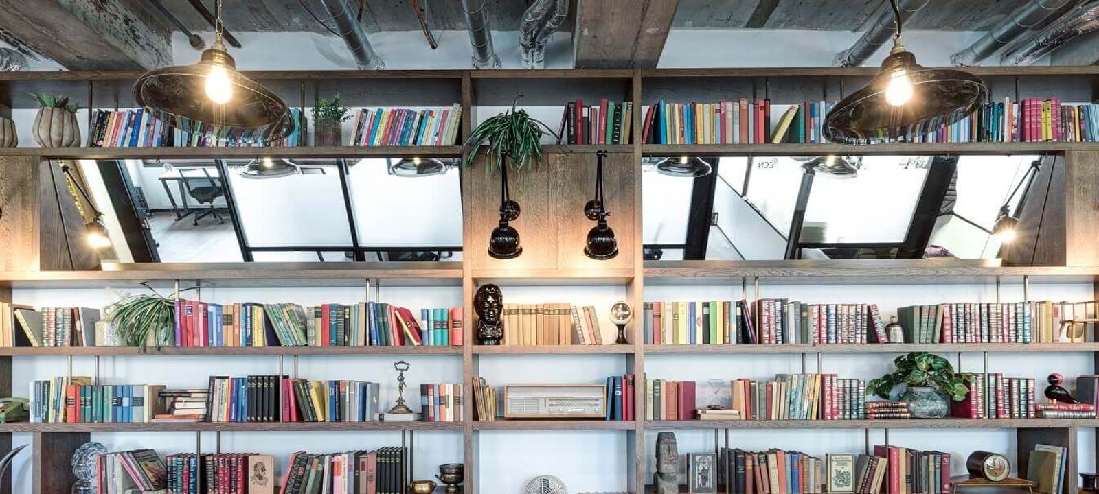 Salvatorplatz 3, Munich - Image 1