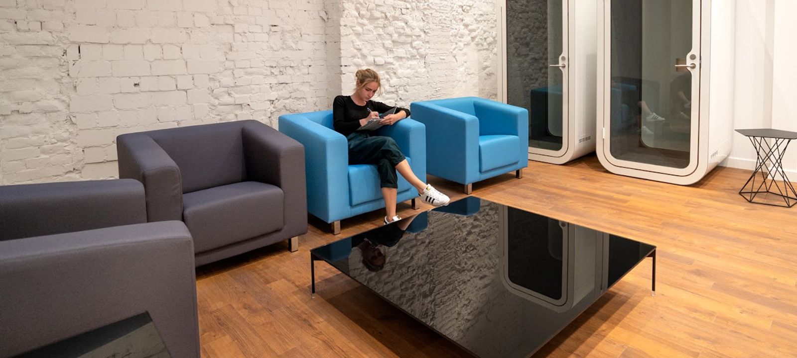 Kurfurstenstrasse 87, Berlin - Image 1