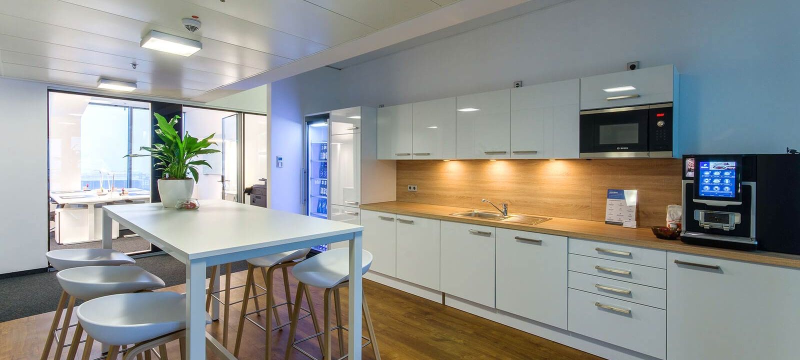 Speditionstrasse 1, Dusseldorf - Image 1