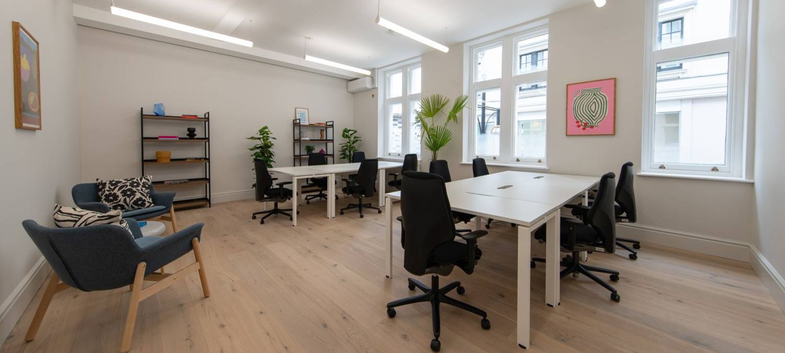 321 Oxford Street, Greater London - Image 1