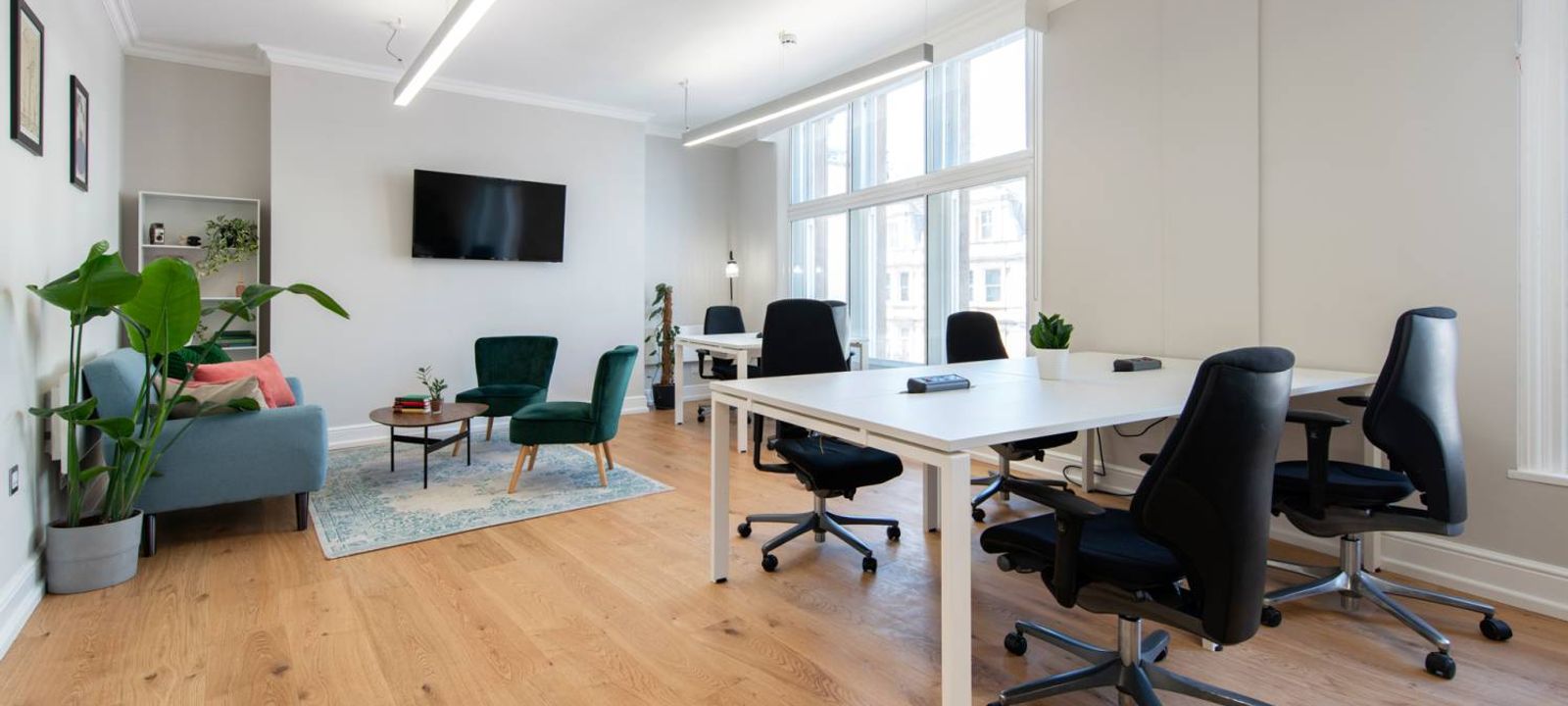 321 Oxford Street, Greater London - Image 1