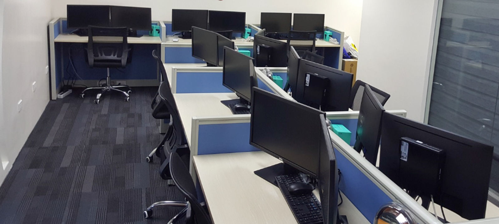 8 Eastwood Avenue, Quezon City - Image 1