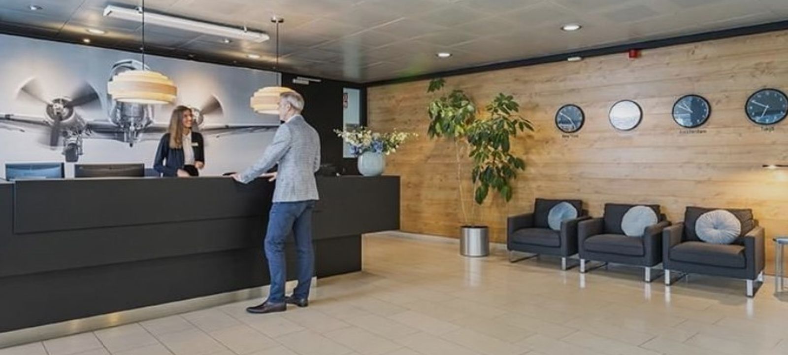 41-63 Tupolevlaan, Schiphol-rijk - Image 1