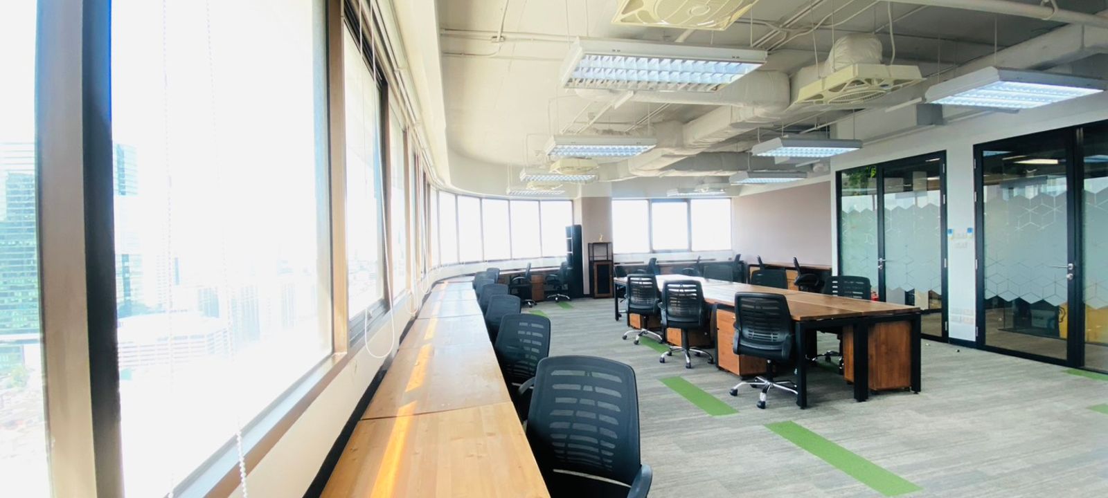 1 Radchadapisek Road, Dindaeng - Image 1