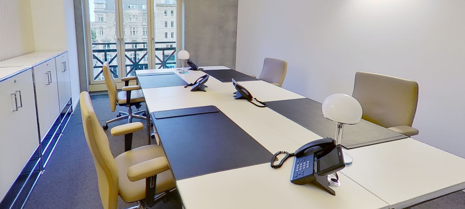 Unter Den Linden 10, Berlin - Image 1