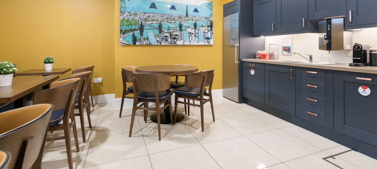 4 Pembroke Street Upper, Dublin - Image 1