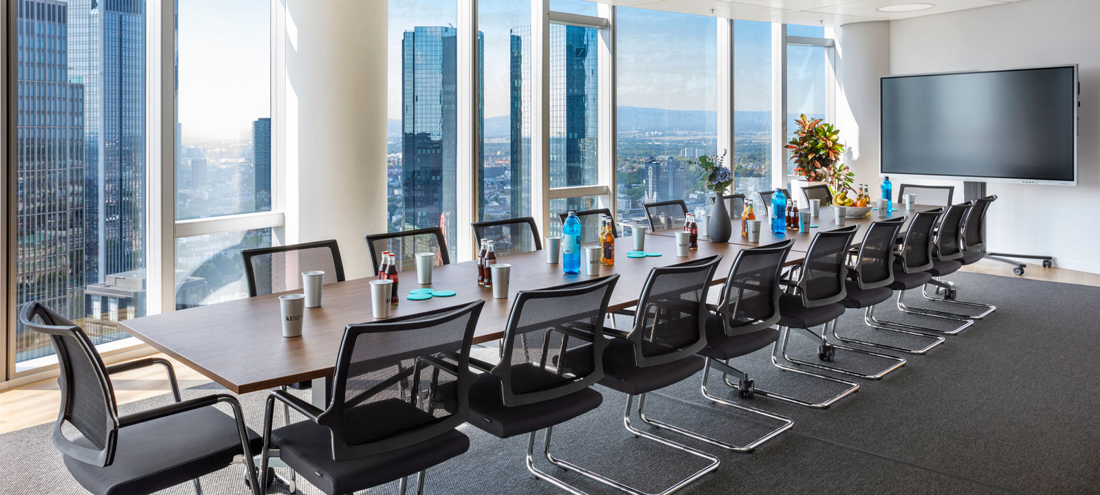 52-56 Neue Mainzer Str, Frankfurt - Image 1