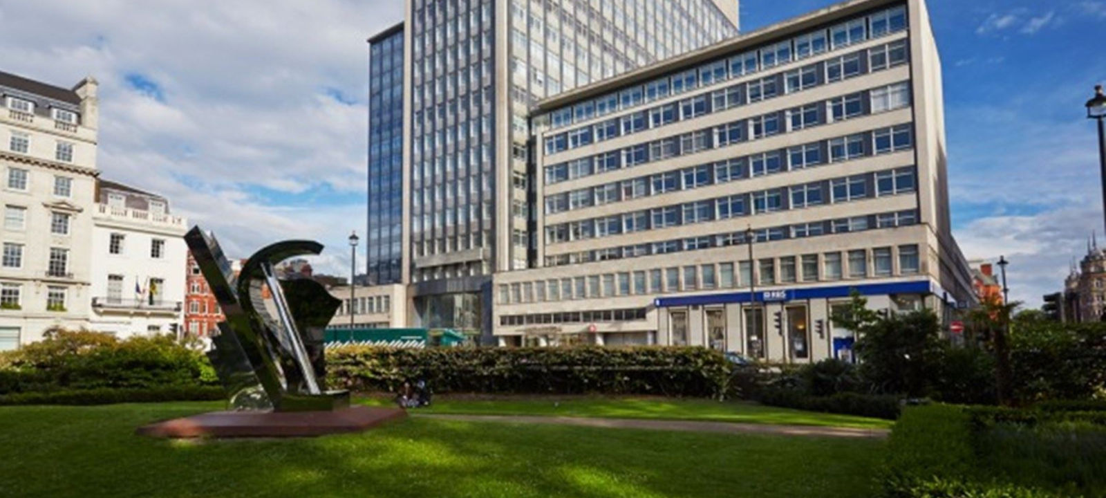 33 Cavendish Square, Greater London - Image 1