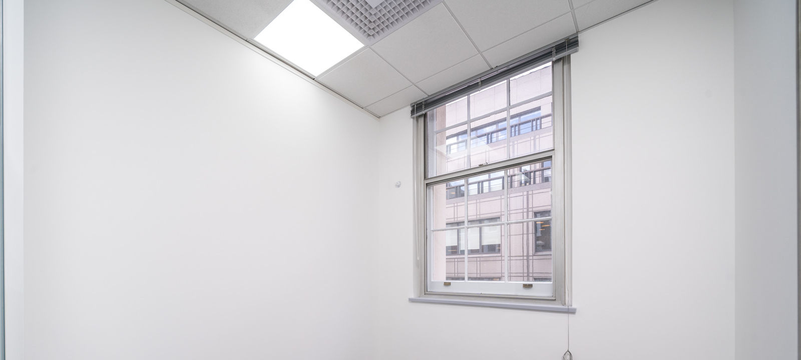 65-66 Queen Street, London - Image 1